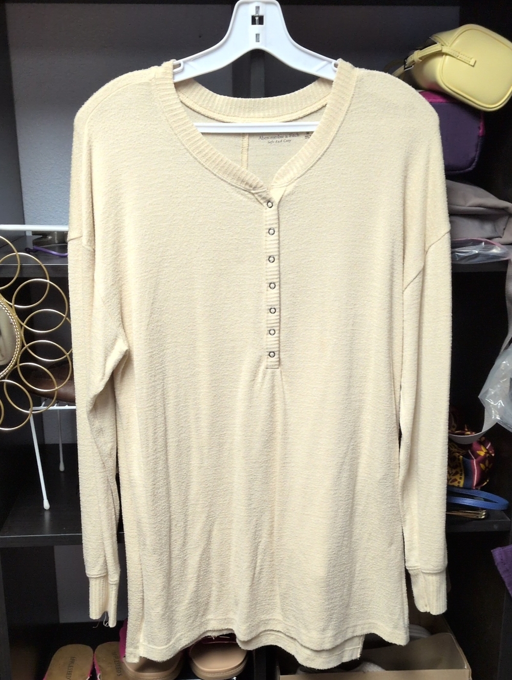 Abercrombie & Fitch Cream Henley Scoop-Neck Pullover